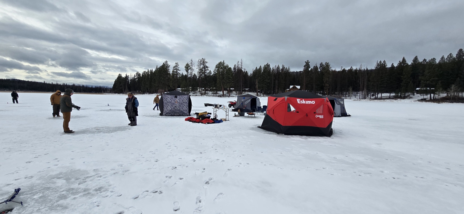 Flathead Lake — Ice Fishing — photo 1